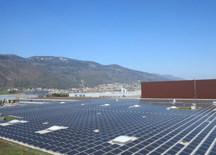 Migros Verteilbetrieb Neuendorf Solaranlage Thumbnail